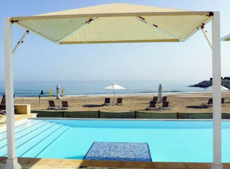 Piscina  e spiaggia hotel Millenium Oman 